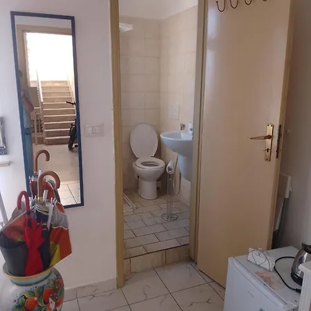 Ippocampo بيت ضيافة جيارديني ناكسوس